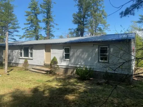 22 Clough Road Effingham NH 03882
