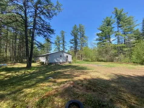 22 Clough Road Effingham NH 03882