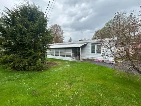 14 Morways Park Charlestown NH 03603