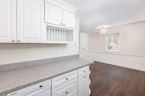 75 Stark Street Laconia NH 03246