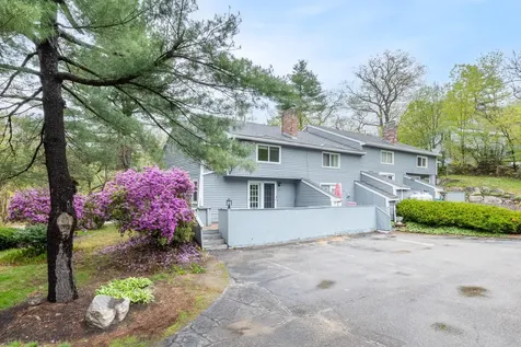 75 Stark Street Laconia NH 03246