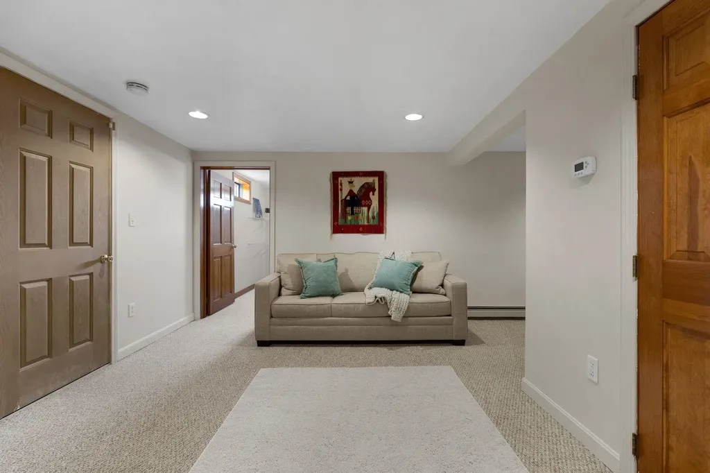 191 Barker Street North Andover MA 01845