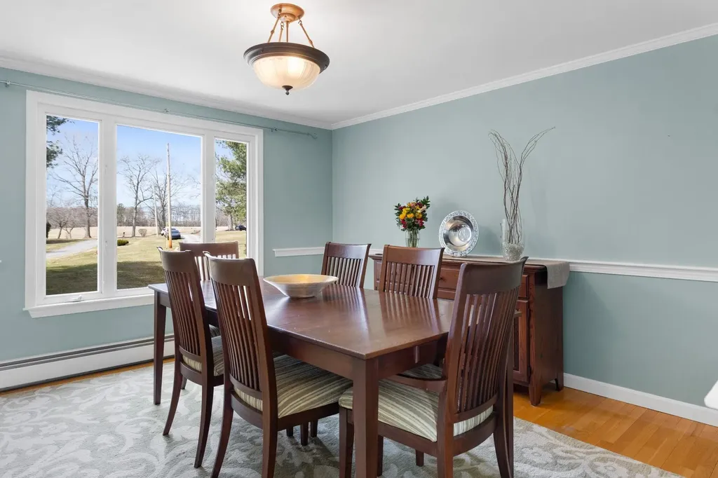 191 Barker Street North Andover MA 01845