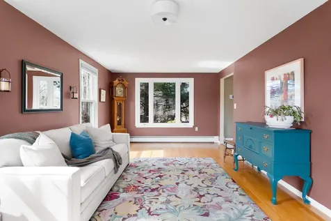 191 Barker Street North Andover MA 01845