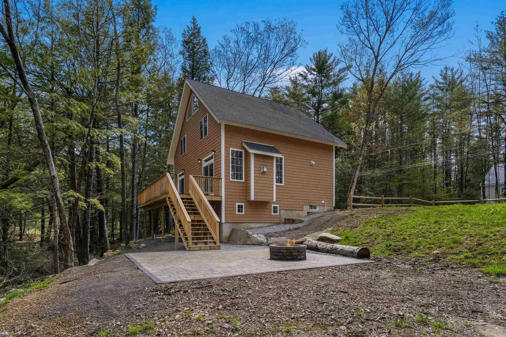 42 Smoke Rise Road New Hampton NH 03256