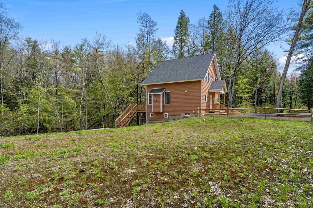 42 Smoke Rise Road New Hampton NH 03256