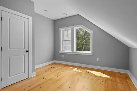 42 Smoke Rise Road New Hampton NH 03256