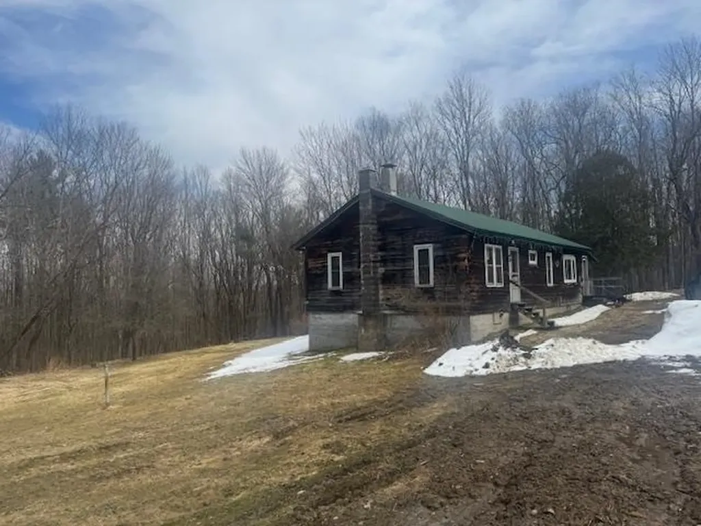 799 Tallman Road Elmore VT 05657
