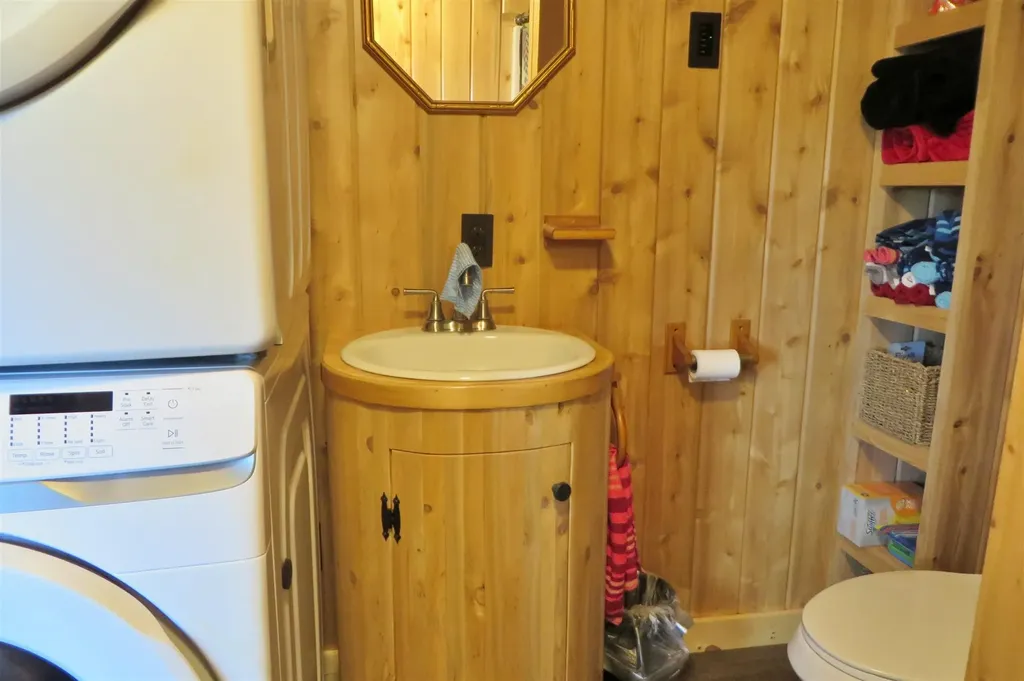 2529 Evansville Road Brownington VT 05860