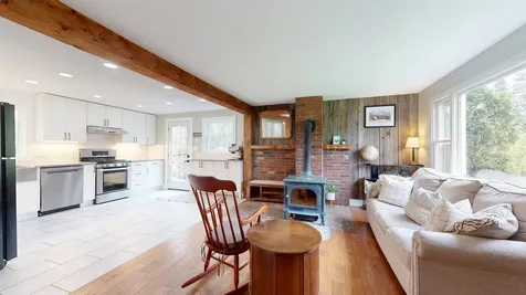 9248 Main Road Huntington VT 05462