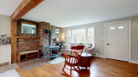 9248 Main Road Huntington VT 05462