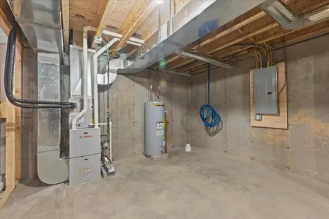 91 Ernest Way Hinesburg VT 05461