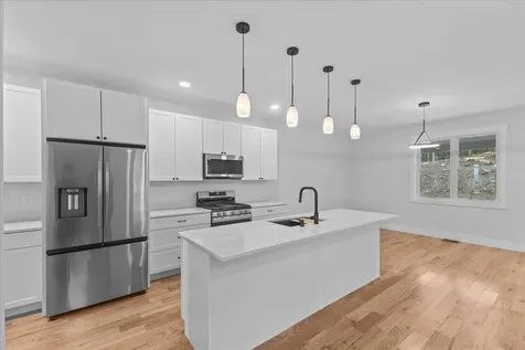 91 Ernest Way Hinesburg VT 05461