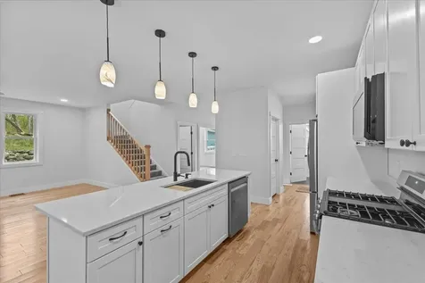 91 Ernest Way Hinesburg VT 05461