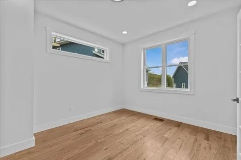 91 Ernest Way Hinesburg VT 05461