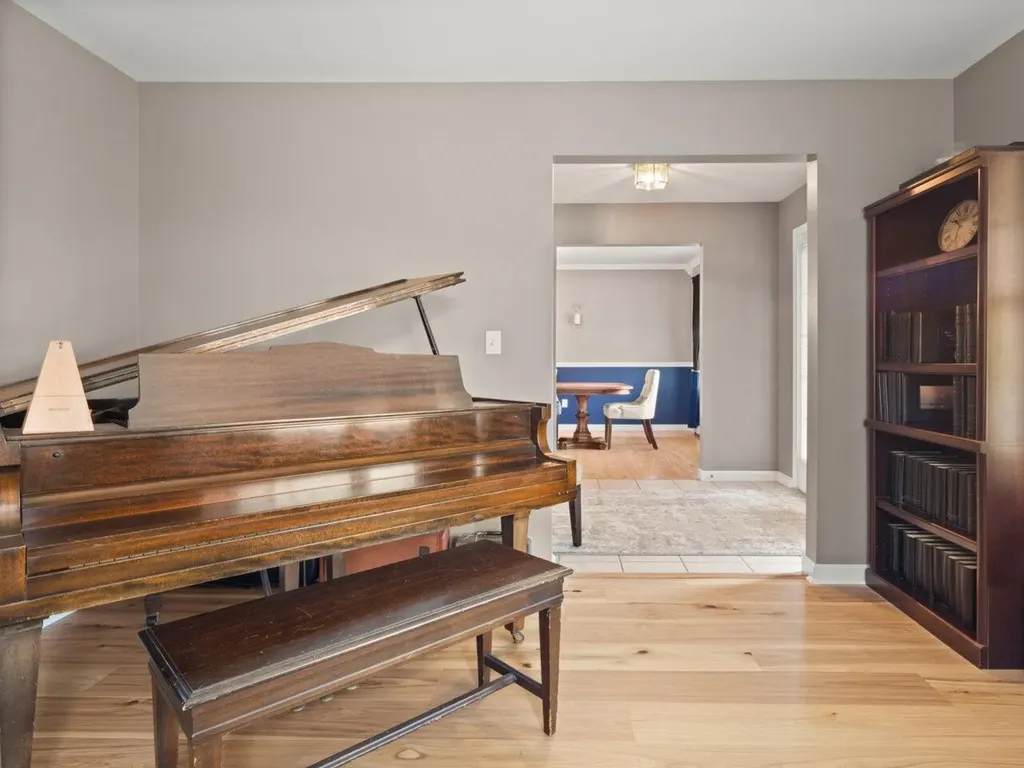 77 Bower Street South Burlington VT 05403