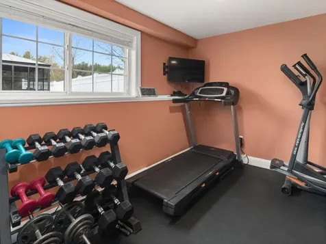 77 Bower Street South Burlington VT 05403