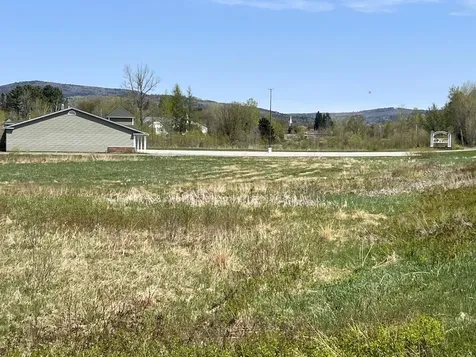 16 Metallak Place Colebrook NH 03576