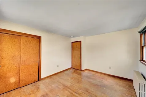 127 Edgemoor Drive Burlington VT 05408