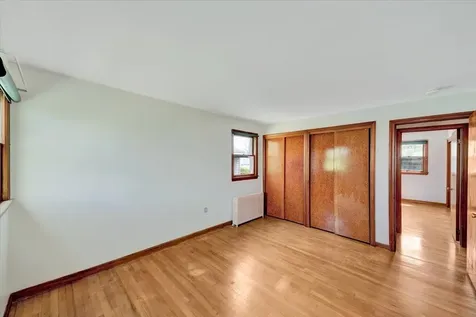 127 Edgemoor Drive Burlington VT 05408