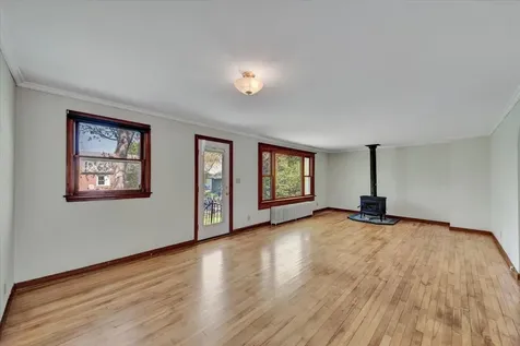 127 Edgemoor Drive Burlington VT 05408