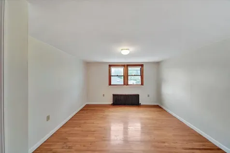 127 Edgemoor Drive Burlington VT 05408