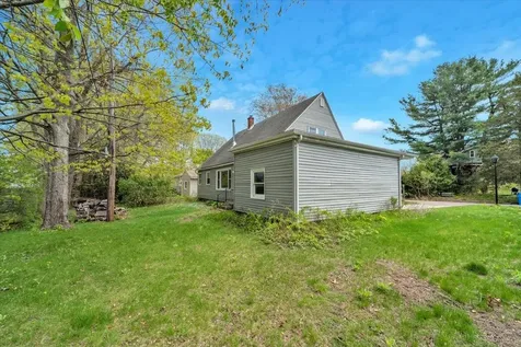 127 Edgemoor Drive Burlington VT 05408