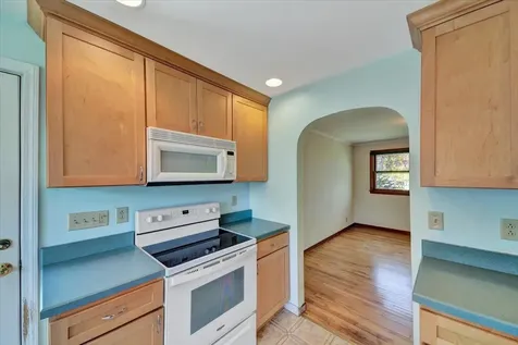 127 Edgemoor Drive Burlington VT 05408