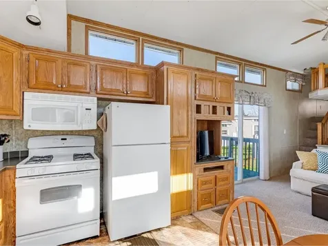 10 Salmon Lane South Hero VT 05486