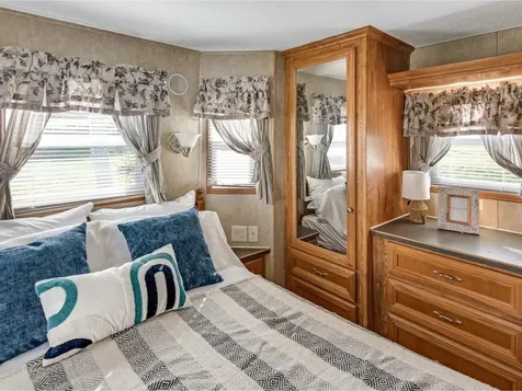 10 Salmon Lane South Hero VT 05486