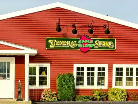 17 Jonathan Circle South Hero VT 05486