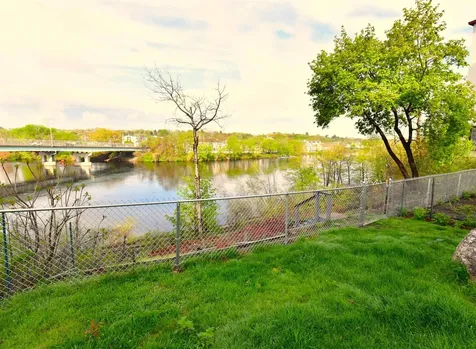 118 River Road Manchester NH 03104