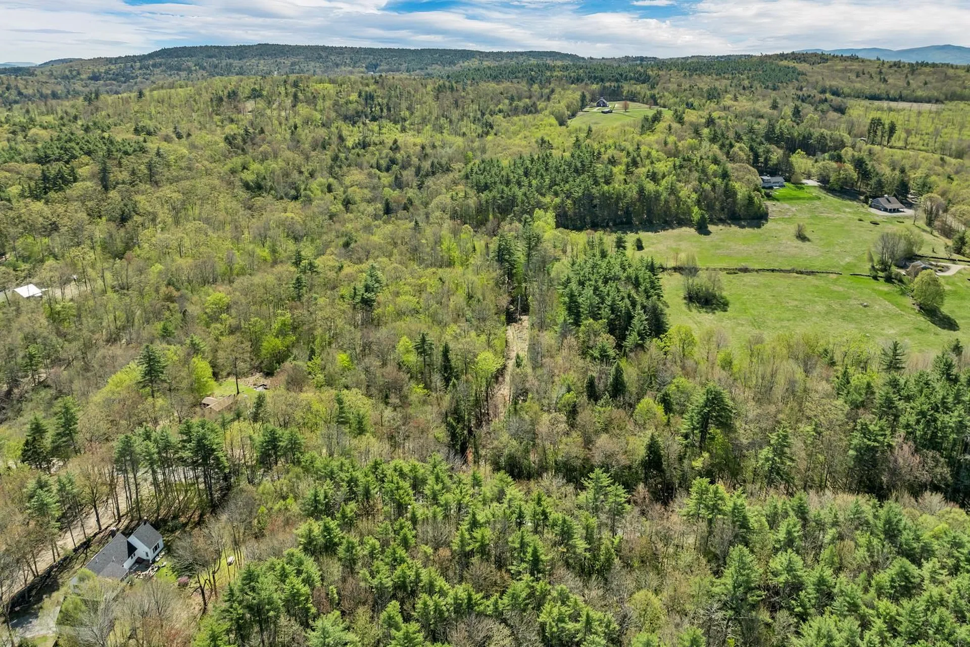 113 Federal Corner Road Tuftonboro NH 03816