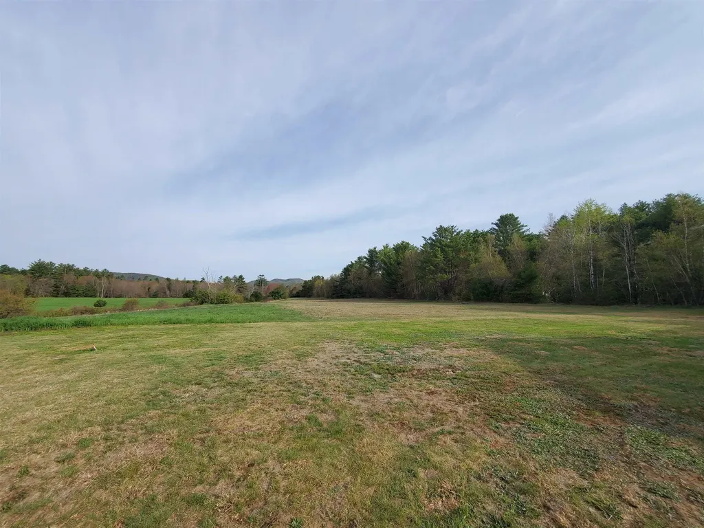12 Prescott Hill Road Grafton NH 03240