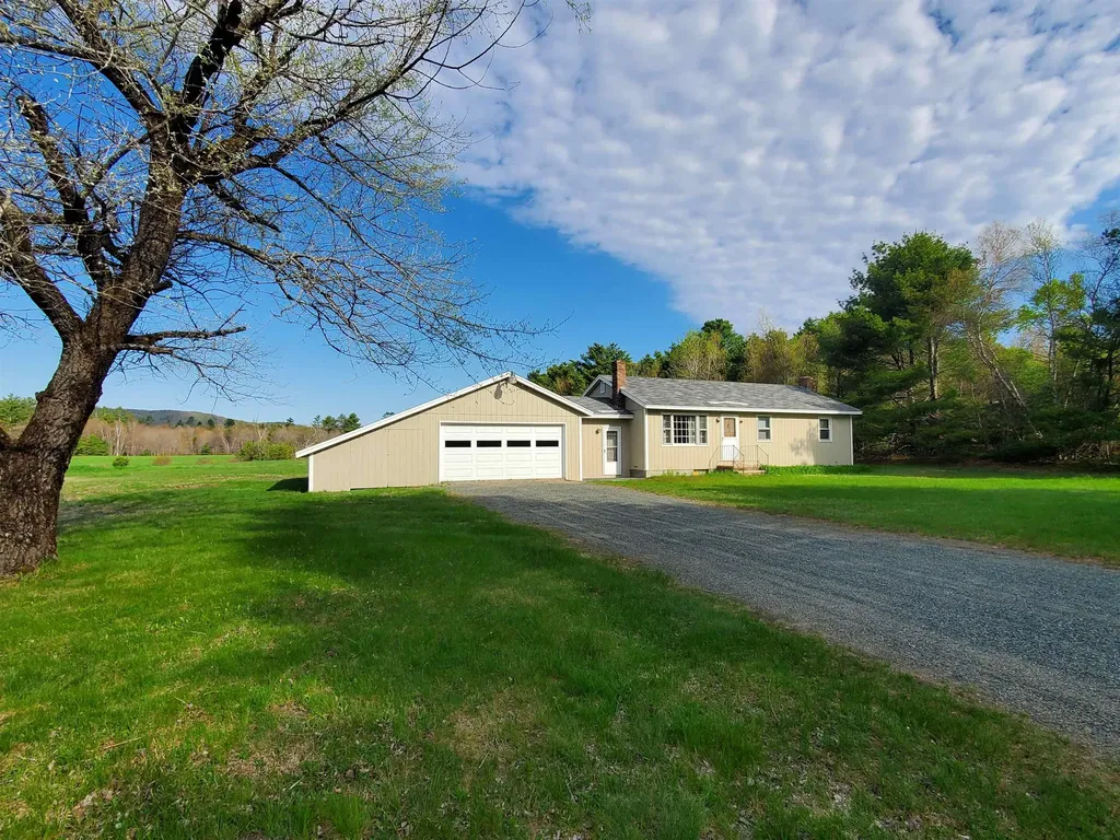 12 Prescott Hill Road Grafton NH 03240