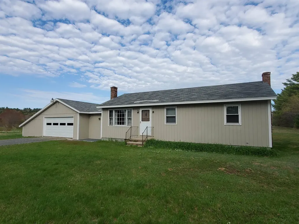 12 Prescott Hill Road Grafton NH 03240