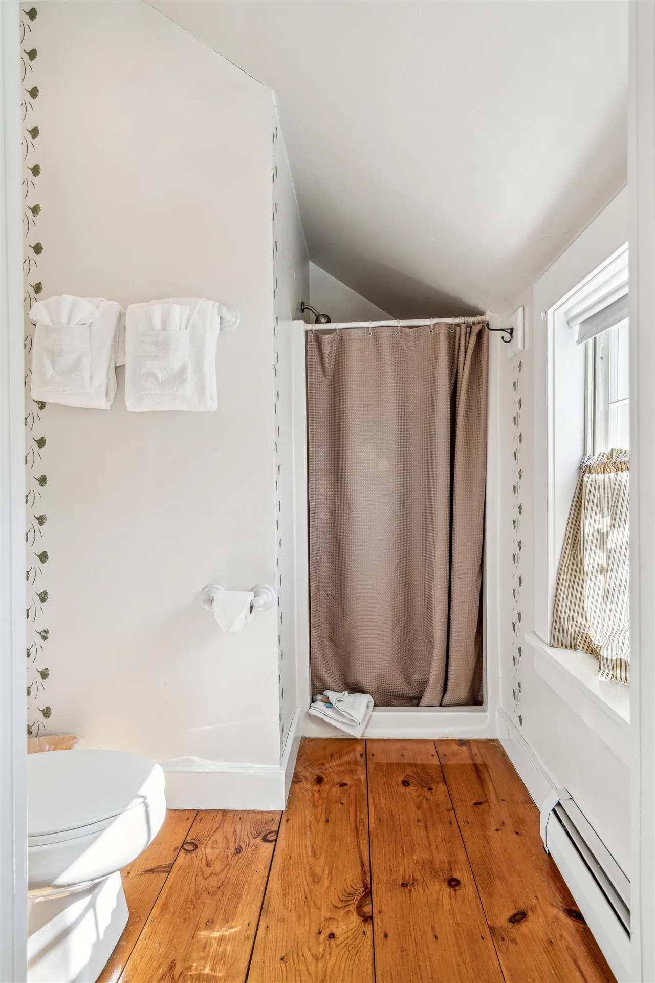 9 Main Street Lyme NH 03768