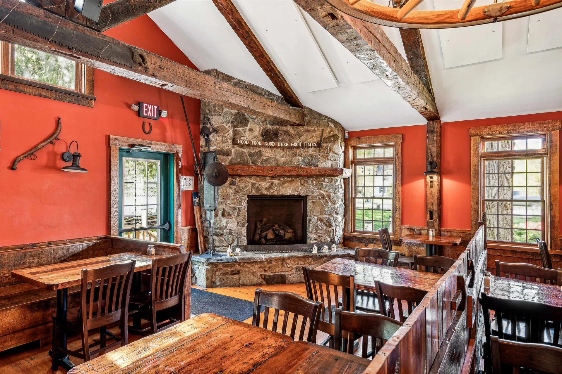 9 Main Street Lyme NH 03768