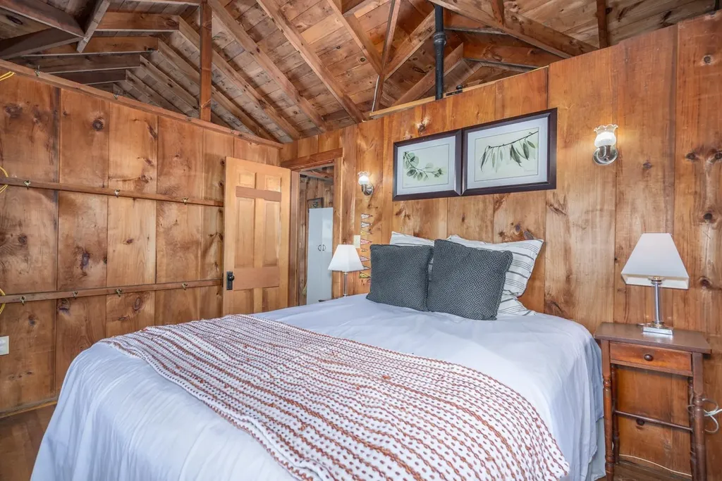 107 Merrill Road Strafford NH 03884