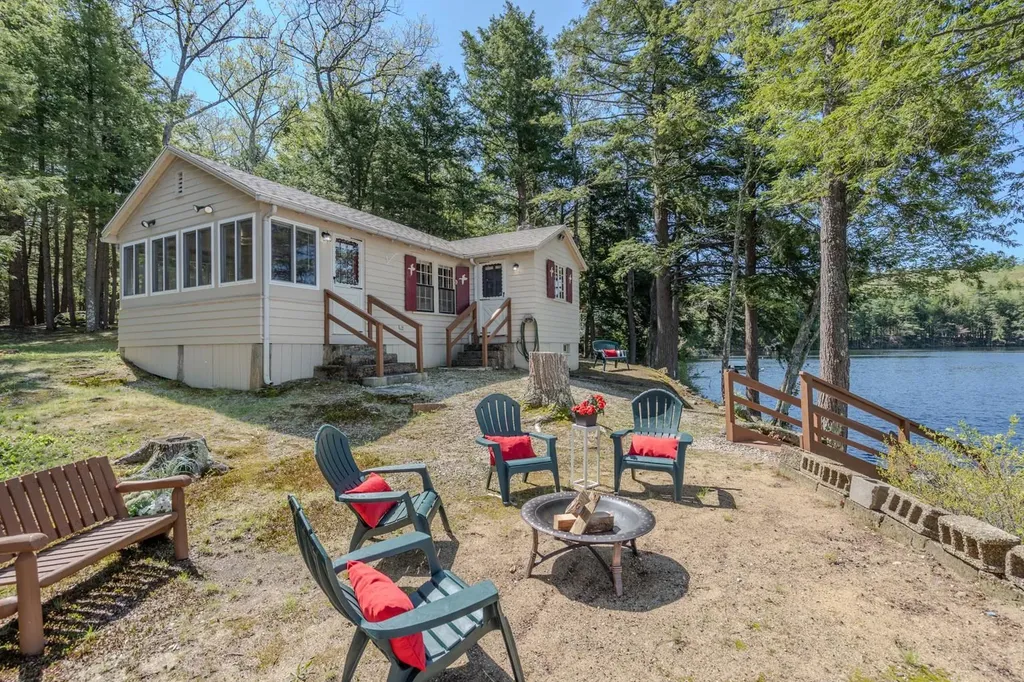 107 Merrill Road Strafford NH 03884