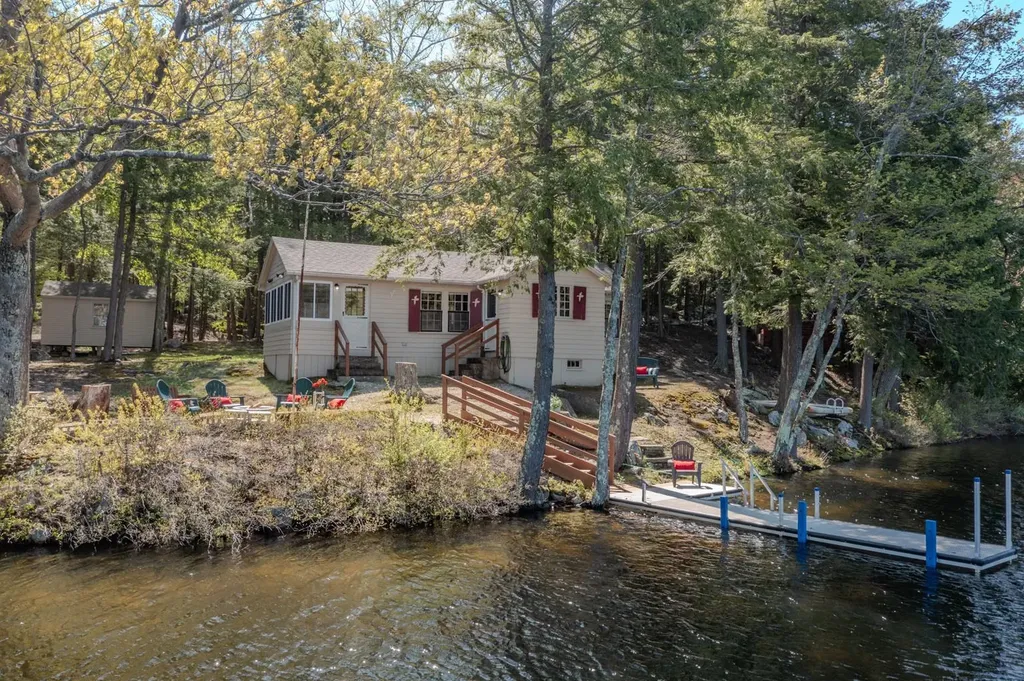 107 Merrill Road Strafford NH 03884