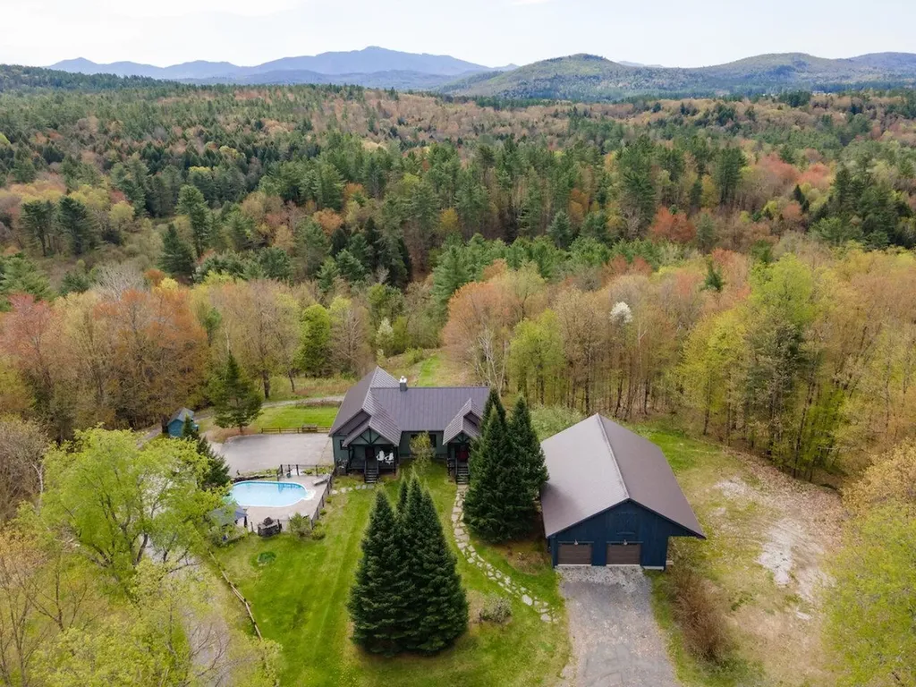 45 Dustetrail Road Fairfax VT 05454