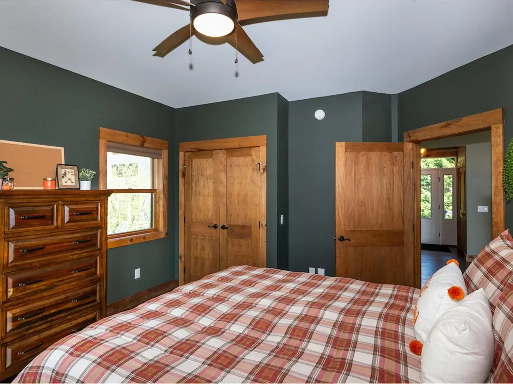 45 Dustetrail Road Fairfax VT 05454