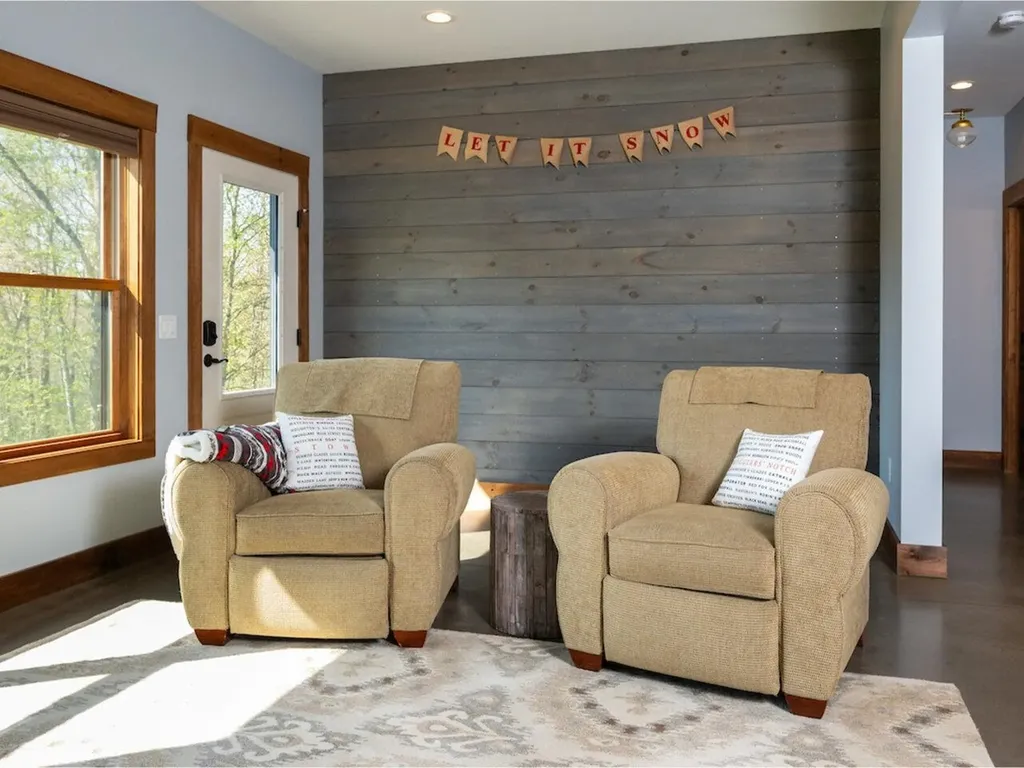 45 Dustetrail Road Fairfax VT 05454