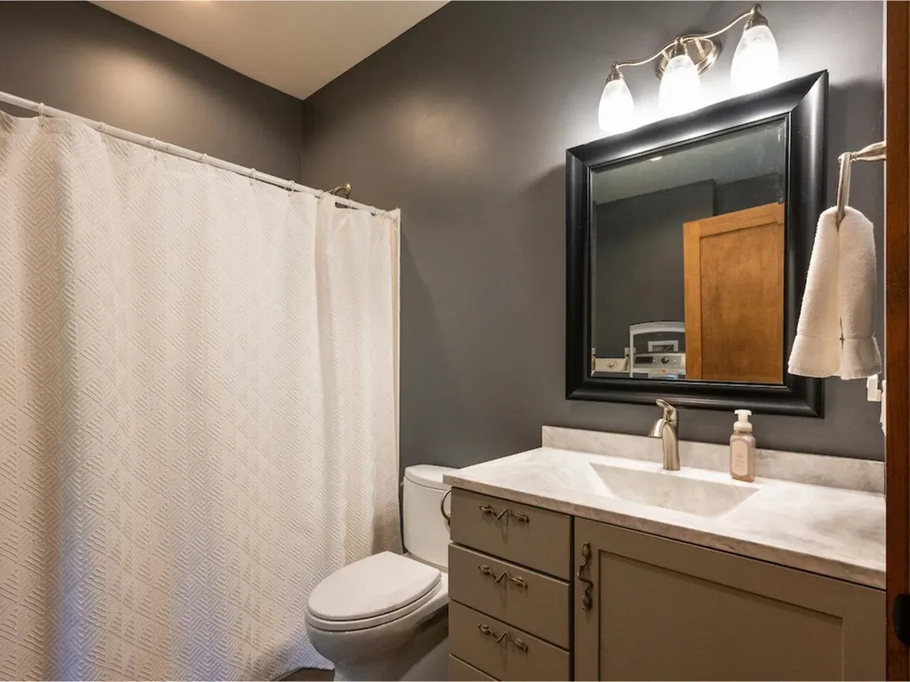 45 Dustetrail Road Fairfax VT 05454