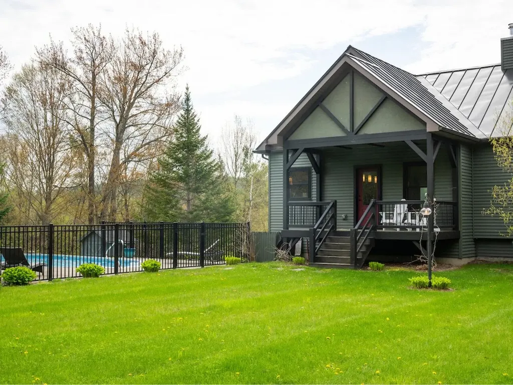 45 Dustetrail Road Fairfax VT 05454