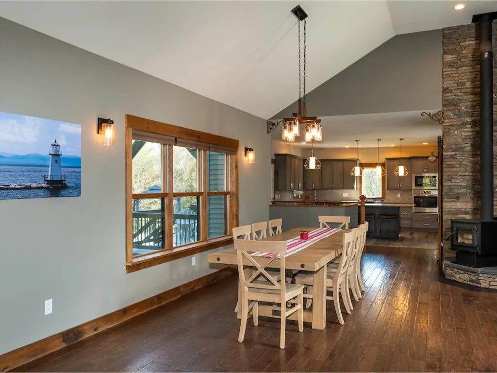 45 Dustetrail Road Fairfax VT 05454