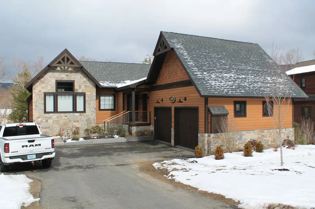 330 South Peak Road Lincoln NH 03251