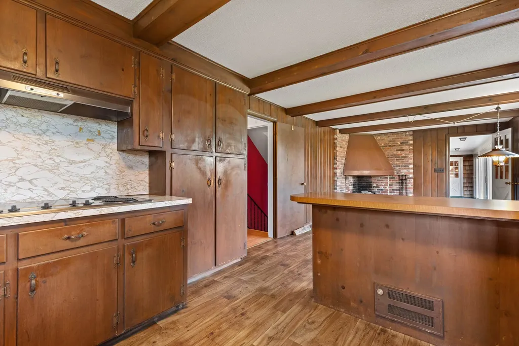 26 Mathes Cove Road Durham NH 03824