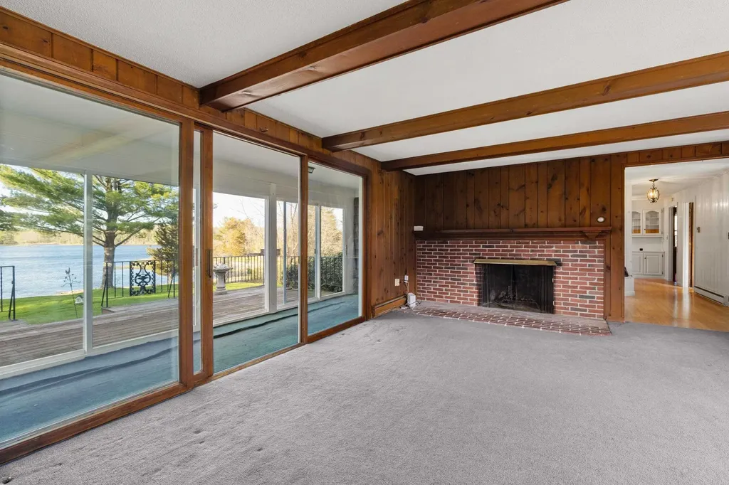 26 Mathes Cove Road Durham NH 03824